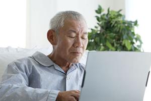 くわばら歯科医院でインプラント治療を依頼する